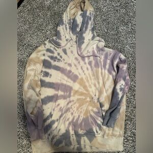 American Eagle Outfitters Cream and Purple Tie-Dye Hoodie